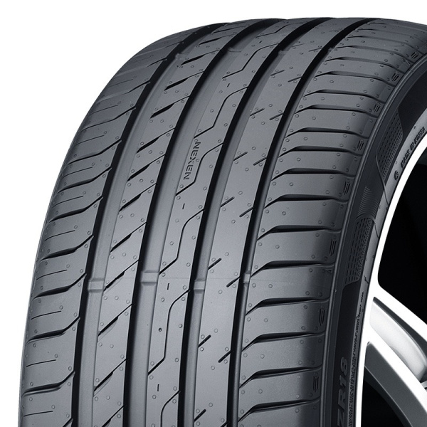 NEXEN N-fera Sport SUV 235/60R18 103H